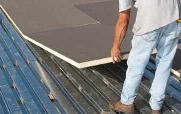 benefits of insulating Ickwell Green flat roofing